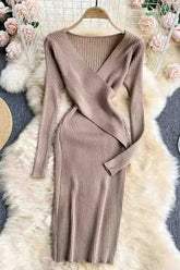 Robe pull élégante en tricot à manches longues et col en V croisé pour femme